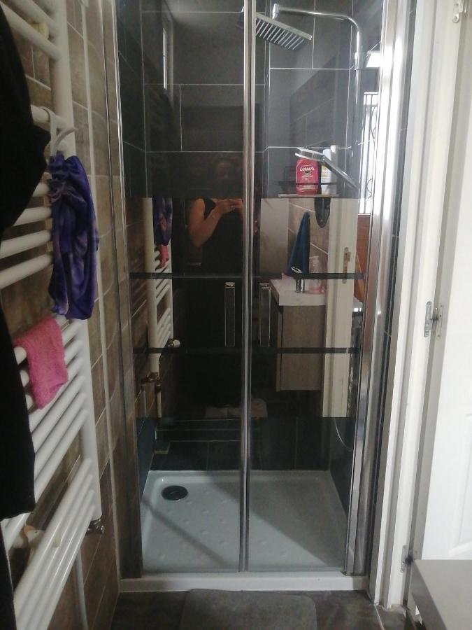 Petit Cocon Pour 1 Personne Lägenhet Argenteuil Exteriör bild